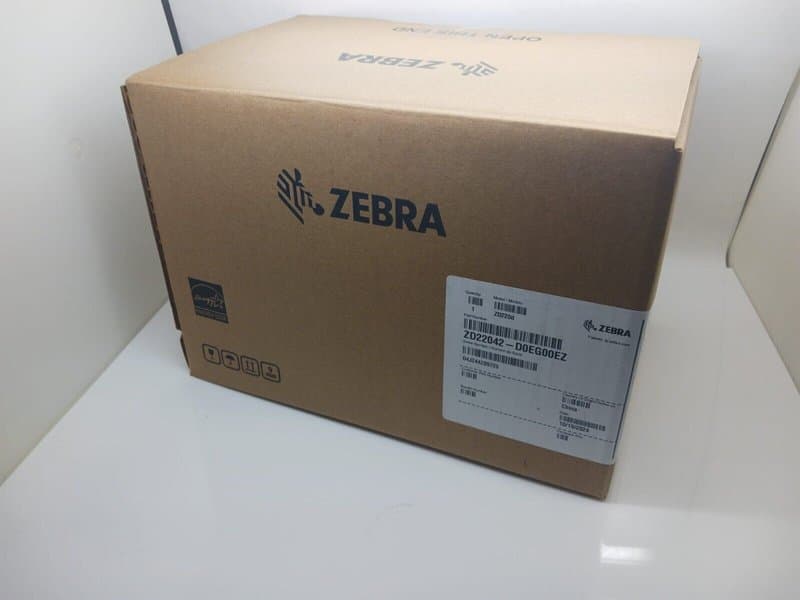 Zebra ZD220 Direct Thermal Label Printer 203dpi USB Barcode Printer thumbnail 3